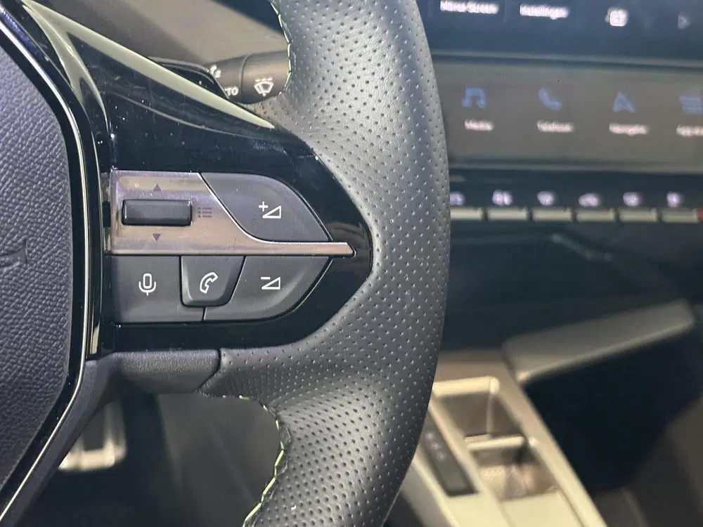 Peugeot 408 e-408 GT Exclusive 58 kWh uit 2026, foto 14