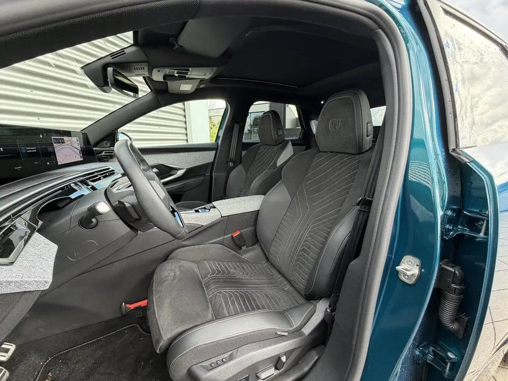 Peugeot 3008 Launch Edition 325 Dual Motor 73 kWh uit 2026, foto 9