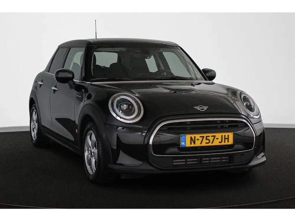 Mini One 1.5 One Essential Groot Navi LED Koplampen uit 2021, foto 2
