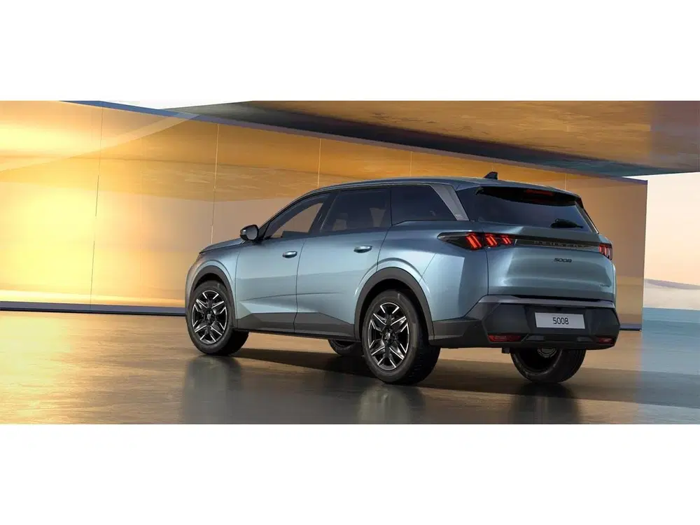 Peugeot 5008 Allure 1.2 Hybrid 145pk uit 2026, foto 4
