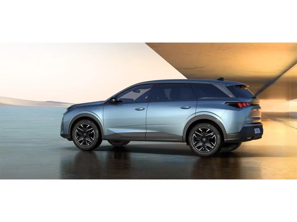 Peugeot 5008 Allure 1.2 Hybrid 145pk uit 2026, foto 6