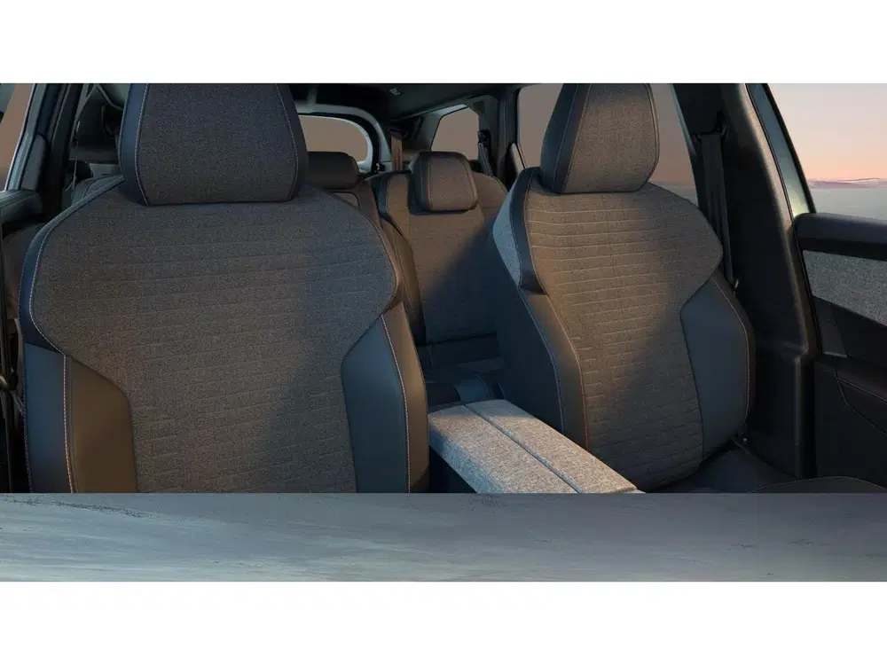 Peugeot 5008 Allure 1.2 Hybrid 145pk uit 2026, foto 9