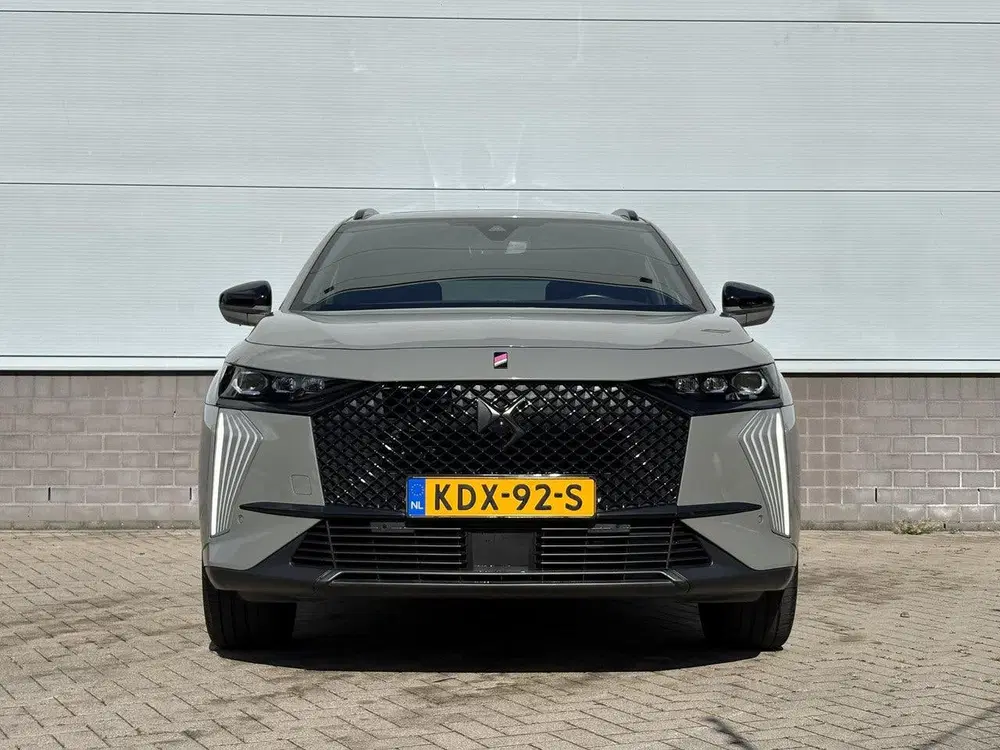 DS Automobiles DS 7 DS DS 7 E-Tense 300 4x4 Performance Line uit 2023, foto 2