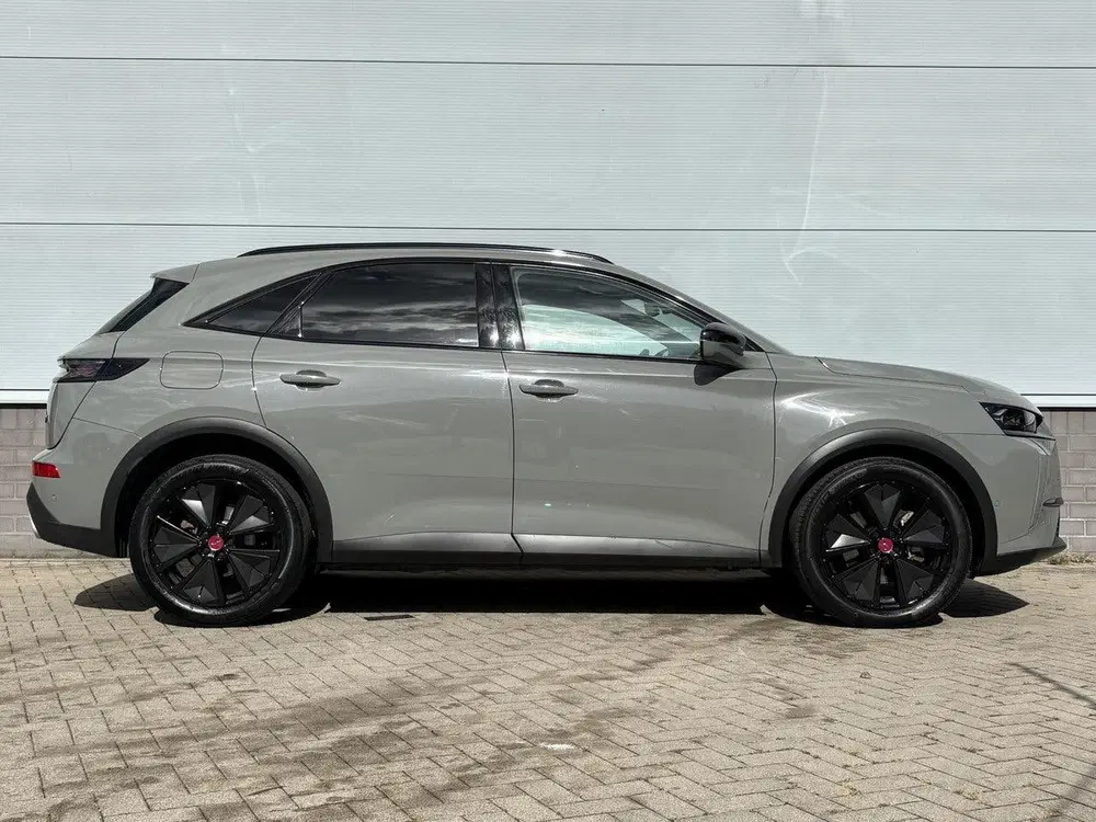 DS Automobiles DS 7 DS DS 7 E-Tense 300 4x4 Performance Line uit 2023, foto 4