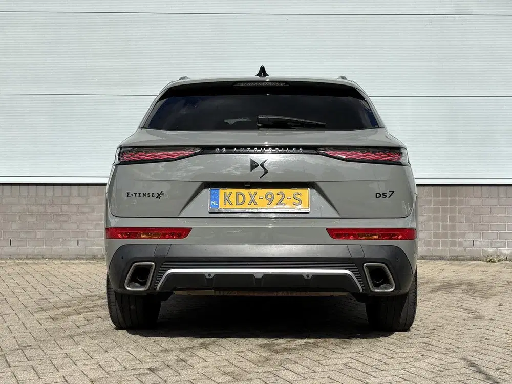DS Automobiles DS 7 DS DS 7 E-Tense 300 4x4 Performance Line uit 2023, foto 5