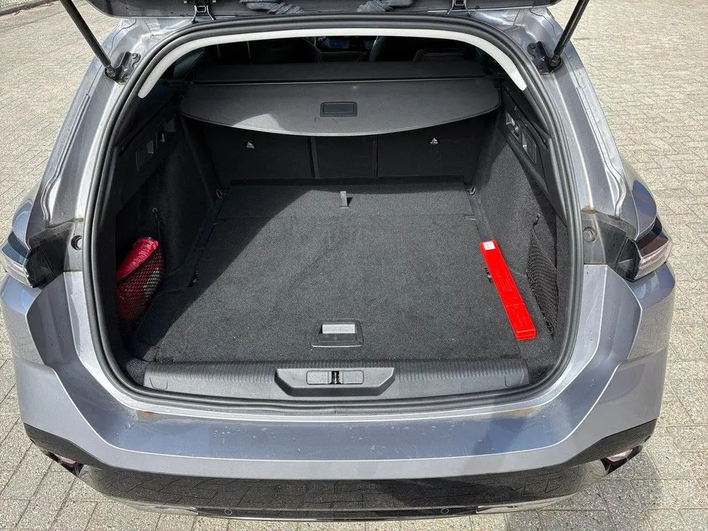 Peugeot 308 SW Allure Pack 1.2 Turbo 130pk EAT8 uit 2024, foto 12