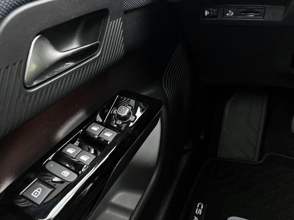 Citroën C5 Aircross Plus Comfort Range 74 kWh Pack Techno uit 2026, foto 15