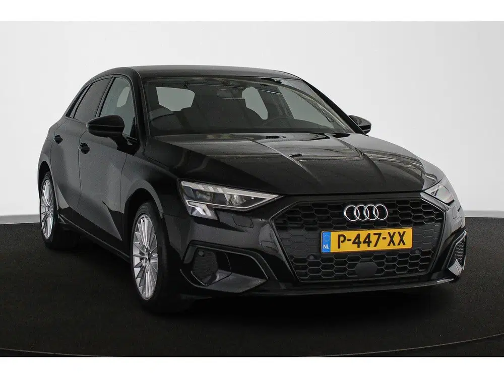 Audi A3 Sportback 35 TFSI Advanced Automaat Stoelv uit 2022, foto 2