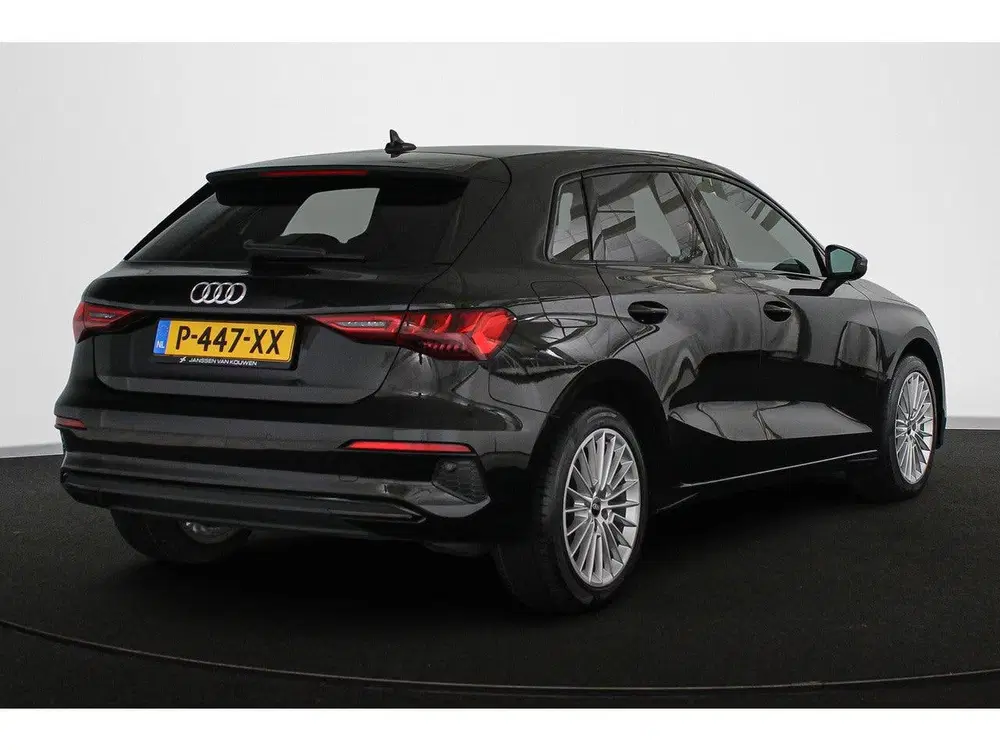 Audi A3 Sportback 35 TFSI Advanced Automaat Stoelv uit 2022, foto 3