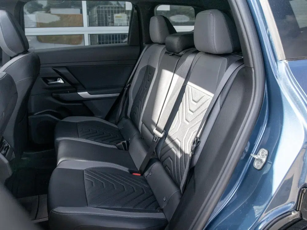 Jeep Compass 1.2 e-Hybrid First Edition uit 2026, foto 13