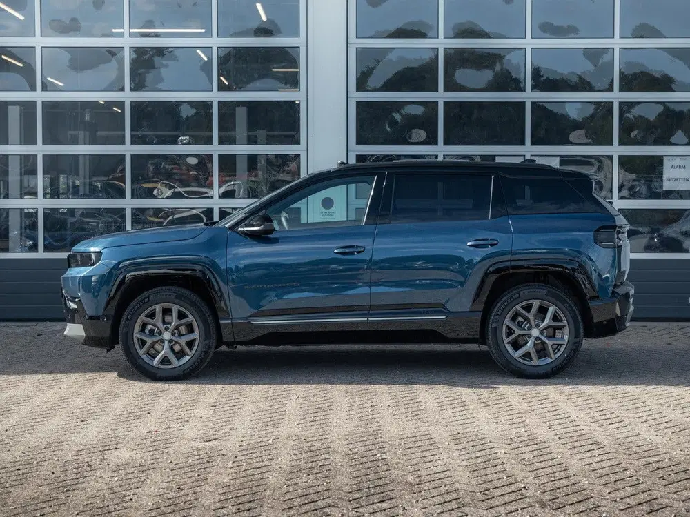 Jeep Compass 1.2 e-Hybrid First Edition uit 2026, foto 8