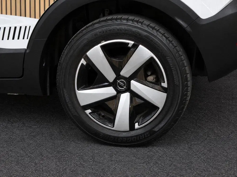 Opel Crossland 1.2 Turbo Edition uit 2022, foto 8