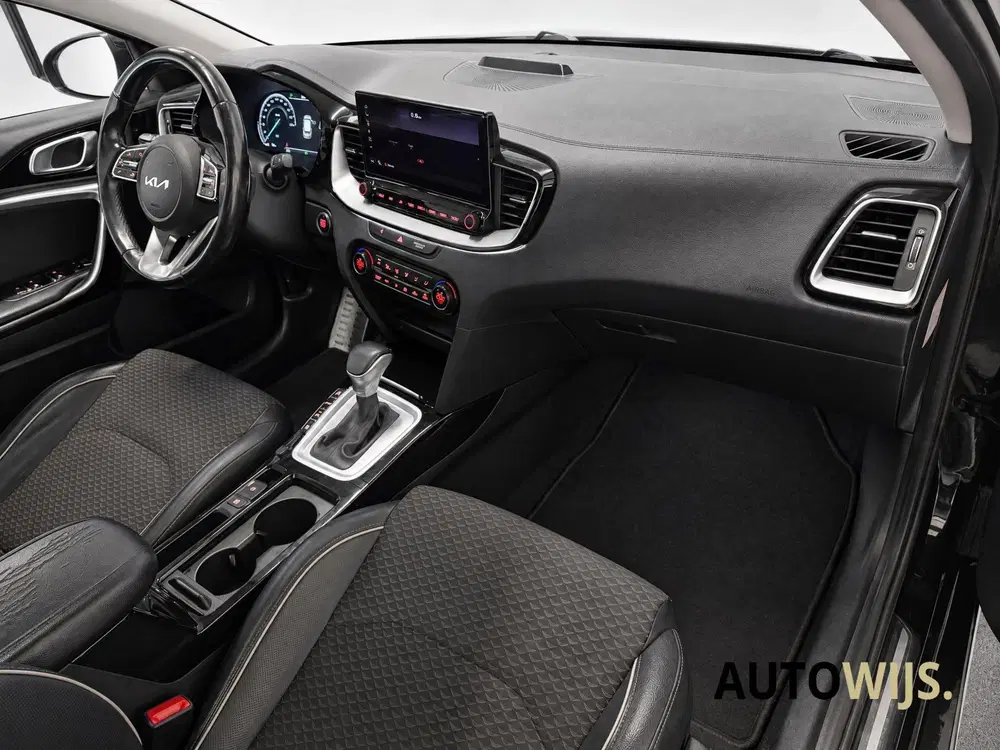 Kia XCeed 1.6 GDi PHEV Dynamic PlusLine uit 2021, foto 13