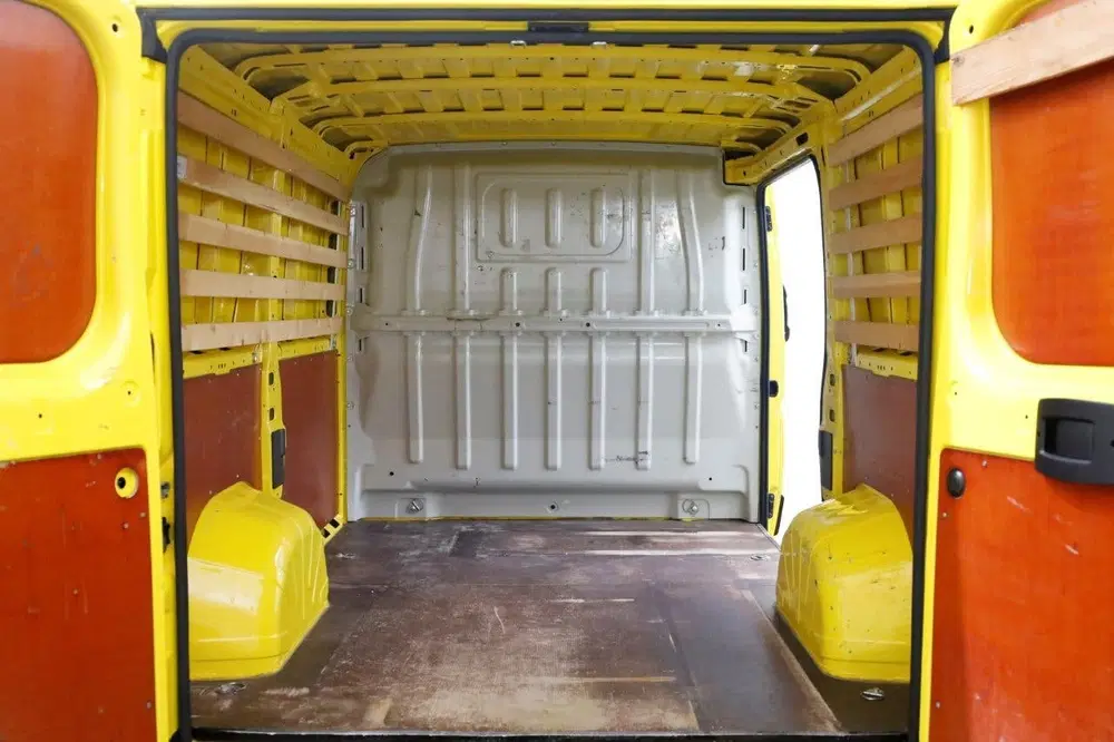 Peugeot Boxer 330 2.2 BlueHDi 140pk L1H1 Premium Airco uit 2020, foto 5