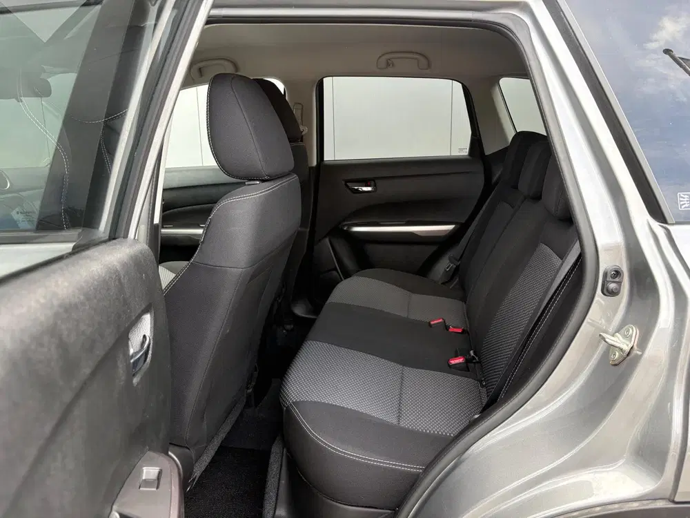 Suzuki Vitara 1.5 Full-Hybrid 116PK Automaat Select Navi uit 2025, foto 12