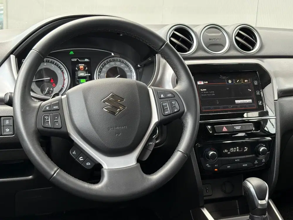 Suzuki Vitara 1.5 Full-Hybrid 116PK Automaat Select Navi uit 2025, foto 13