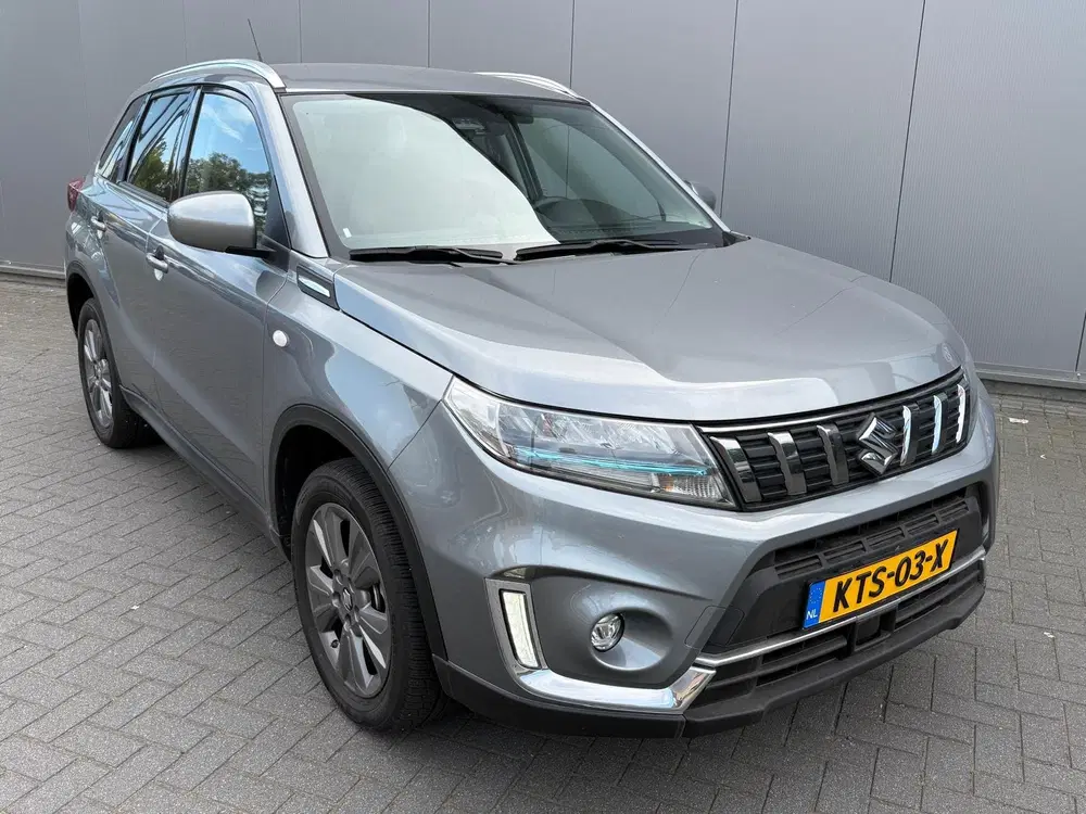 Suzuki Vitara 1.5 Full-Hybrid 116PK Automaat Select Navi uit 2025, foto 2