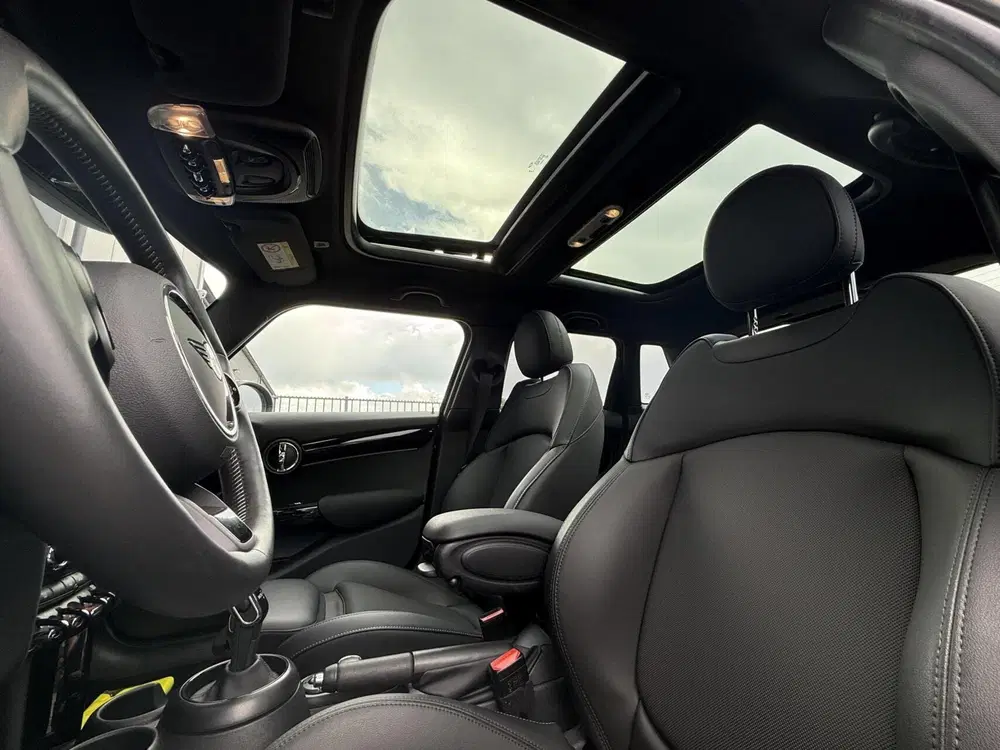 Mini Cooper S 2.0 Cooper S Classic uit 2023, foto 6