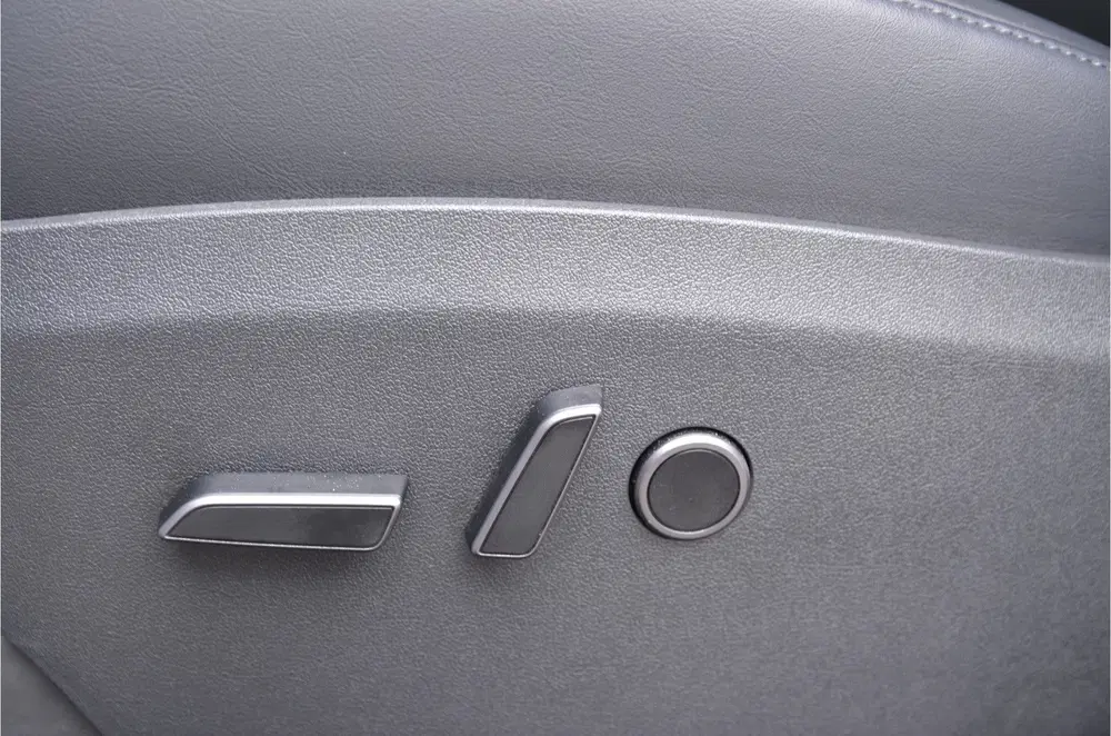 Tesla Model Y Performance AWD 75 kWh AutoPilot3.0 Ryzen uit 2023, foto 4