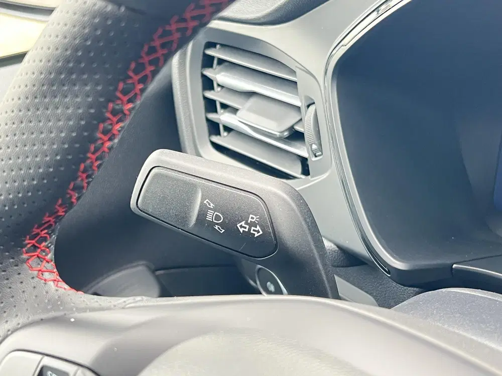 Ford Kuga 2.5 FHEV ST-Line 190pk uit 2025, foto 14