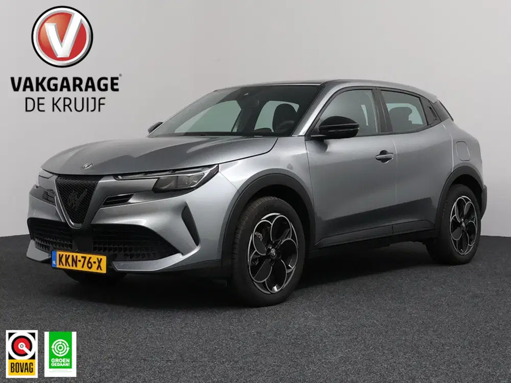 Alfa Romeo Junior Elettrica 54 kWh Climate control uit 2025
