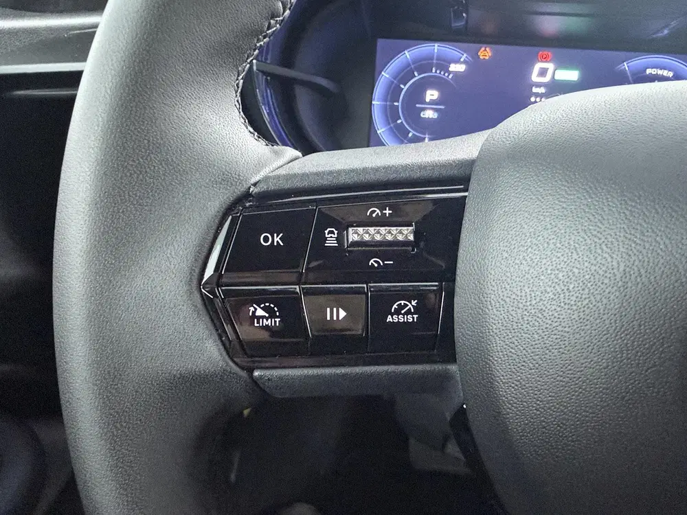Alfa Romeo Junior Elettrica 54 kWh Climate control uit 2025, foto 11