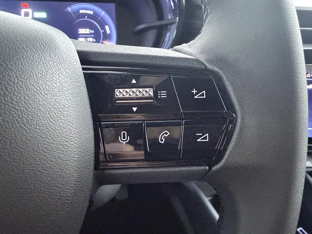 Alfa Romeo Junior Elettrica 54 kWh Climate control uit 2025, foto 12