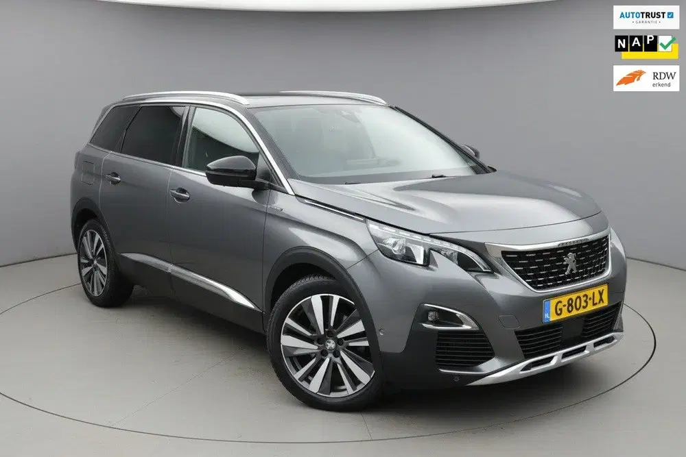 Peugeot 5008 Pano uit 2019