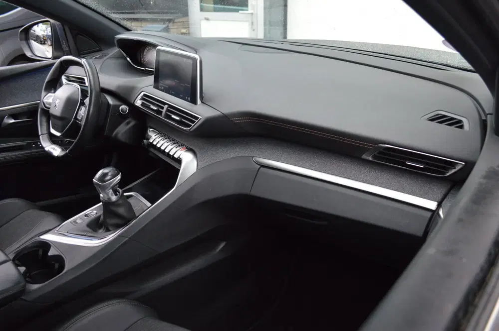 Peugeot 5008 Pano uit 2019, foto 5