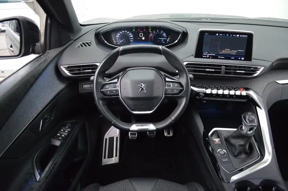 Peugeot 5008 Pano uit 2019, foto 7