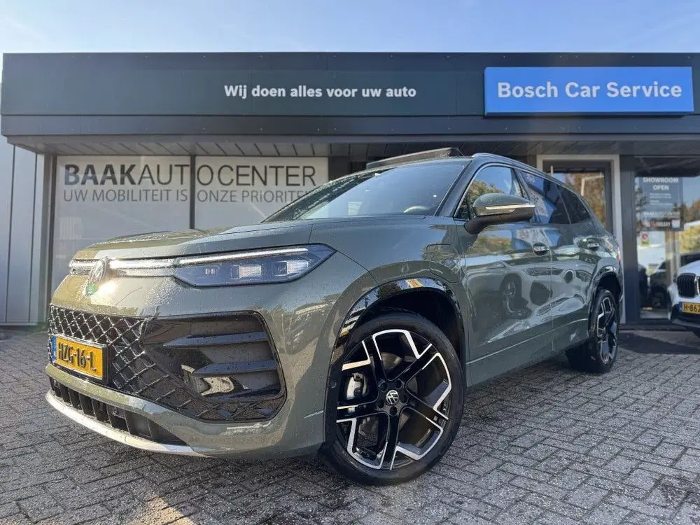 Volkswagen Tayron 1.5 eHybrid R-line E uit 2025, foto 2