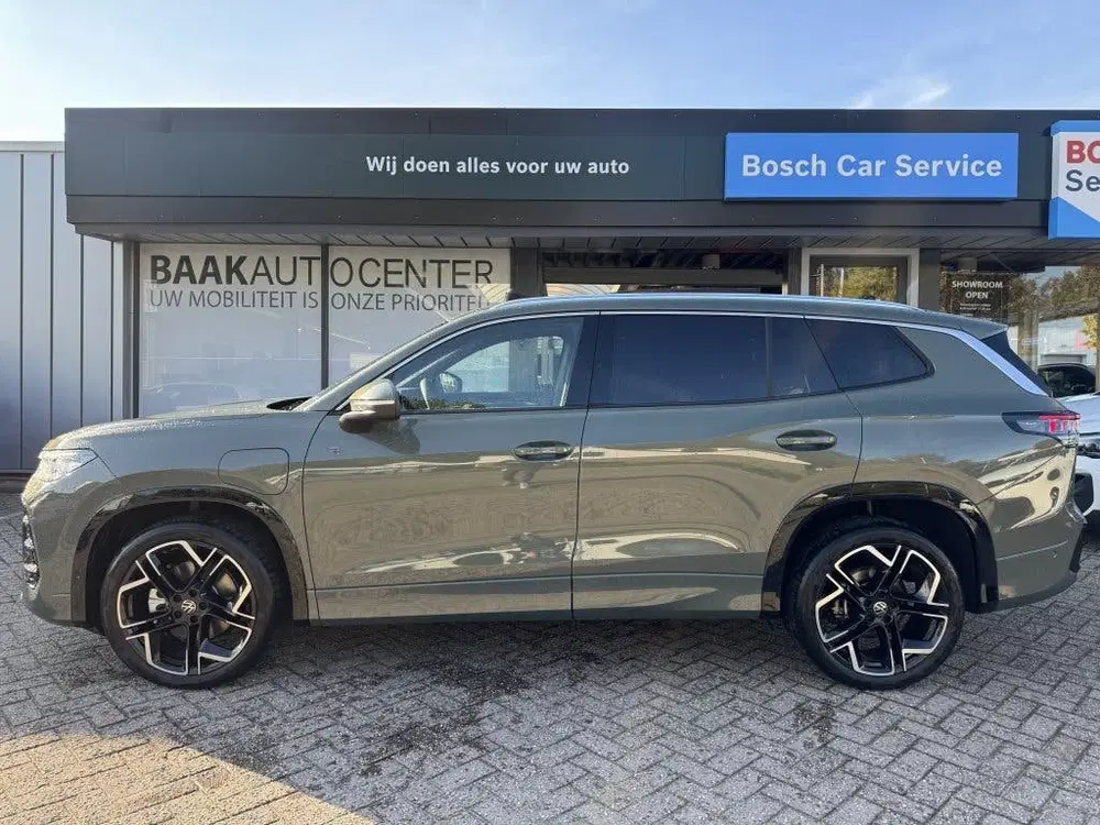 Volkswagen Tayron 1.5 eHybrid R-line E uit 2025, foto 3