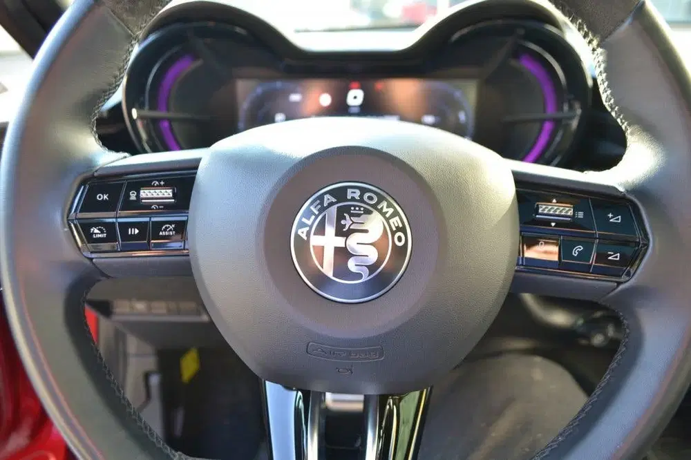 Alfa Romeo Junior Elet. Veloce 54 kWh uit 2025, foto 15