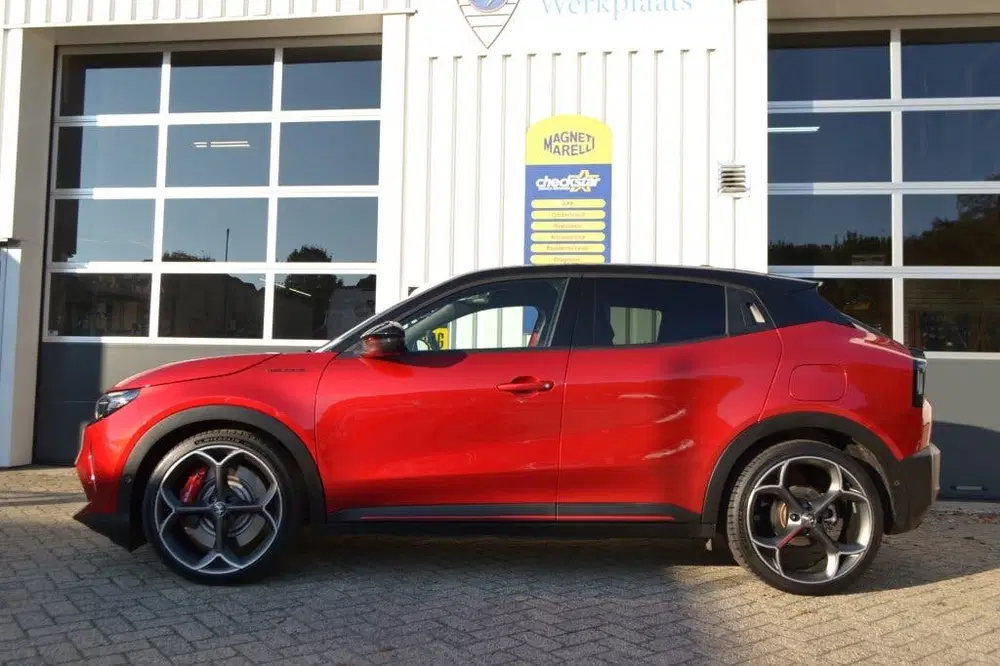 Alfa Romeo Junior Elet. Veloce 54 kWh uit 2025, foto 5