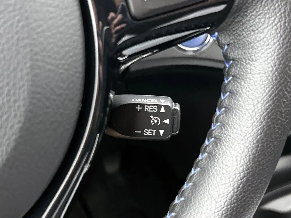 Toyota Yaris 1.5 Hybrid Bi-Tone (bj 2019 uit 2019, foto 14