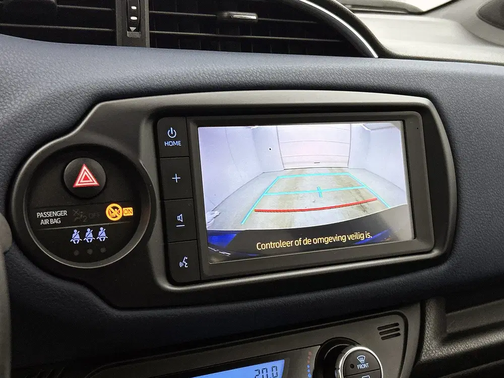 Toyota Yaris 1.5 Hybrid Bi-Tone (bj 2019 uit 2019, foto 8