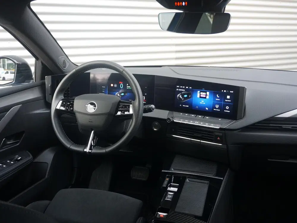 Opel Astra 1.6 Turbo Plug In Hybrid GS Leder Alcantar uit 2025, foto 15