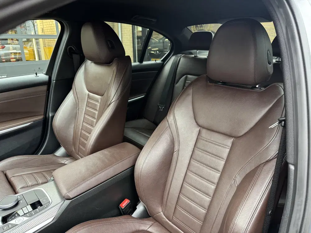 BMW 3-serie 3 Serie 318i M-Sport Automaat Climate Cont uit 2023, foto 4