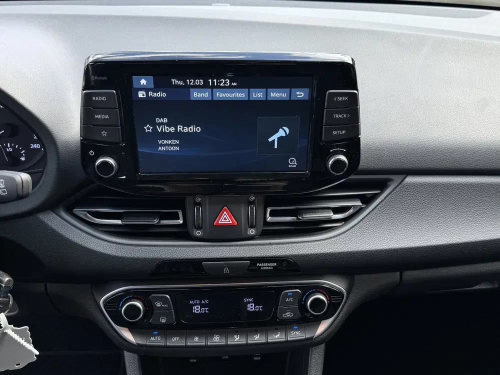 Hyundai i30 1.0 T-GDi MHEV Comfort Smart Automaat Navi uit 2023, foto 7