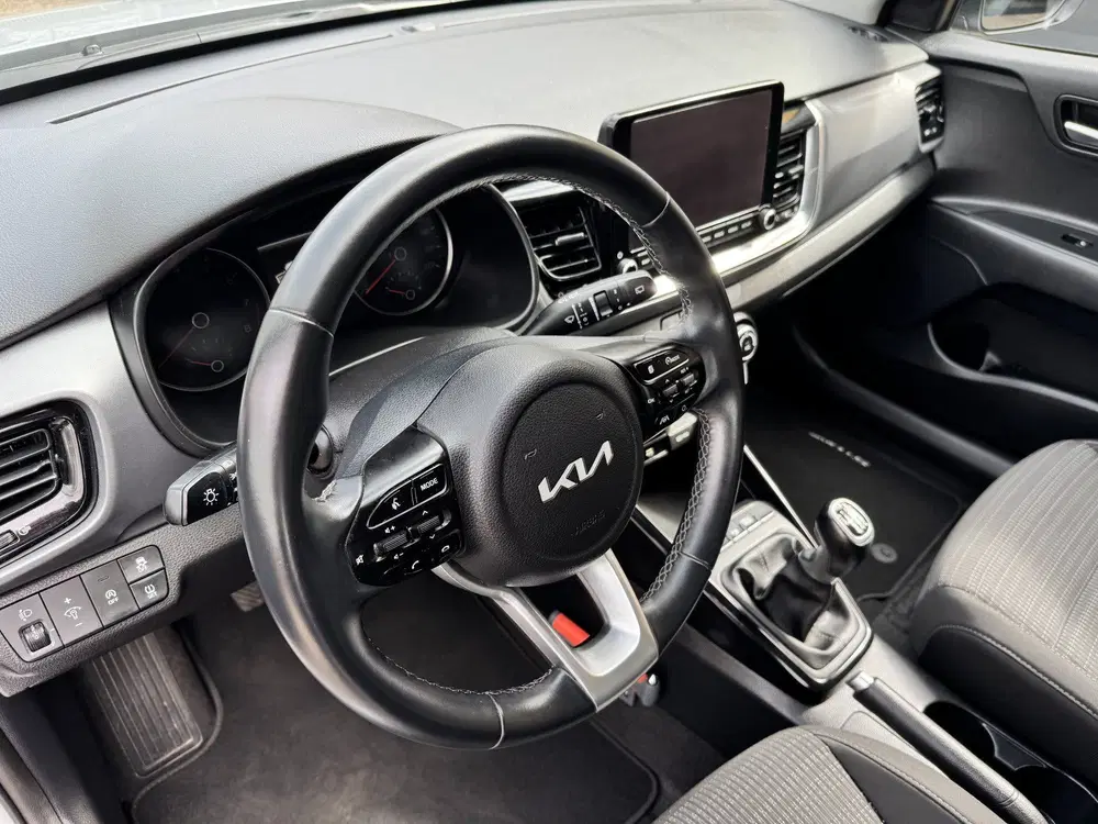 Kia Stonic 1.0 T-GDi MHEV DynamicLine Climate Control uit 2022, foto 3