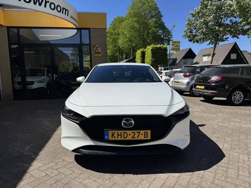 Mazda 3 2.0 e-SkyActiv-G M Hybrid 122 Navi HeadUp uit 2019, foto 2