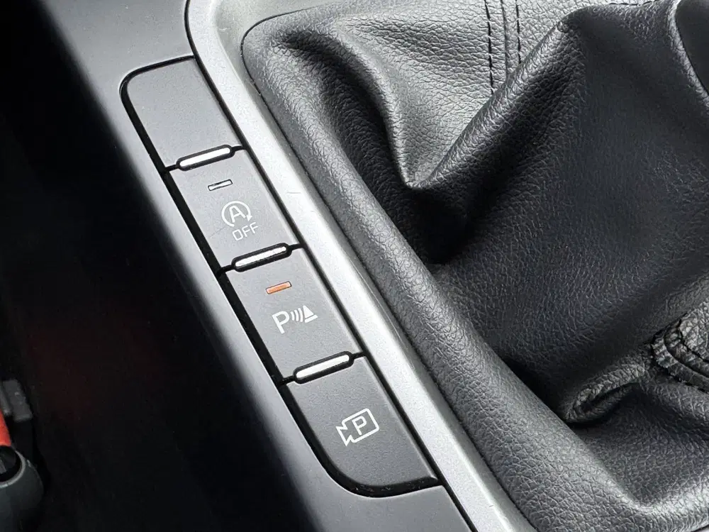 Kia Ceed 1.0 T-GDi DynamicLine Climate Control N uit 2024, foto 15