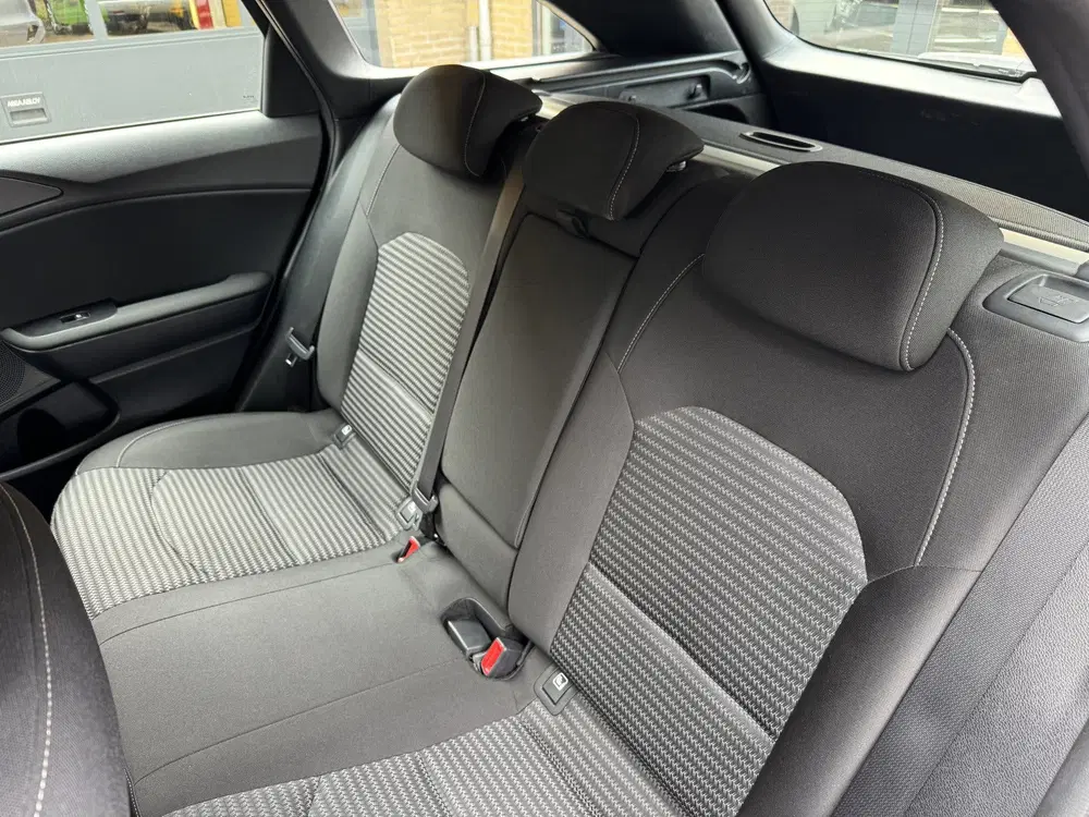 Kia Ceed 1.0 T-GDi DynamicLine Climate Control N uit 2024, foto 5