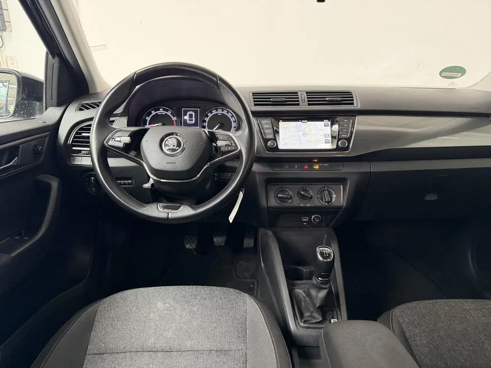 Skoda Fabia 1.0 TSI Business Edition uit 2022, foto 3
