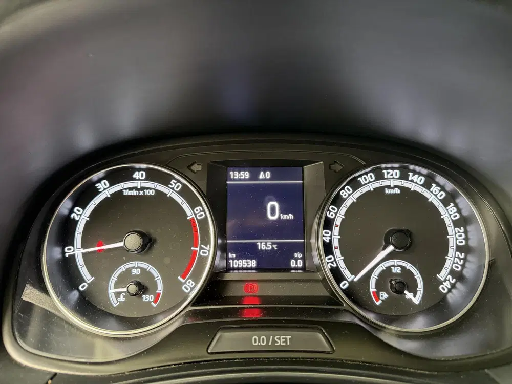 Skoda Fabia 1.0 TSI Business Edition uit 2022, foto 4