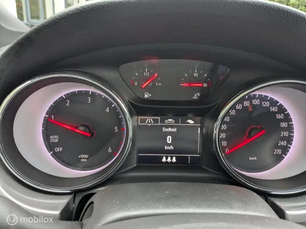 Opel Astra 1.5 CDTI Edition 2020 uit 2020, foto 14