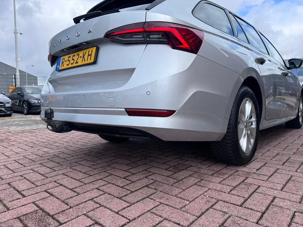 Skoda Octavia 1.0 TSI Business Edition uit 2022, foto 12