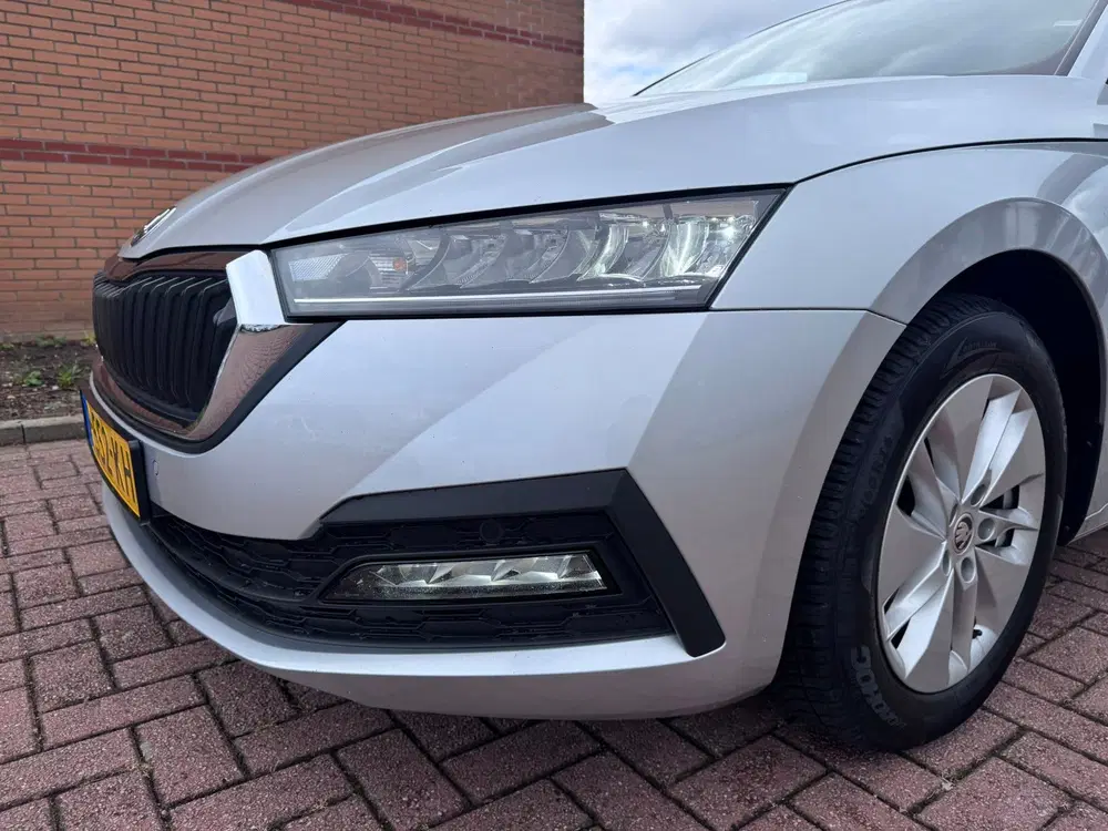 Skoda Octavia 1.0 TSI Business Edition uit 2022, foto 9