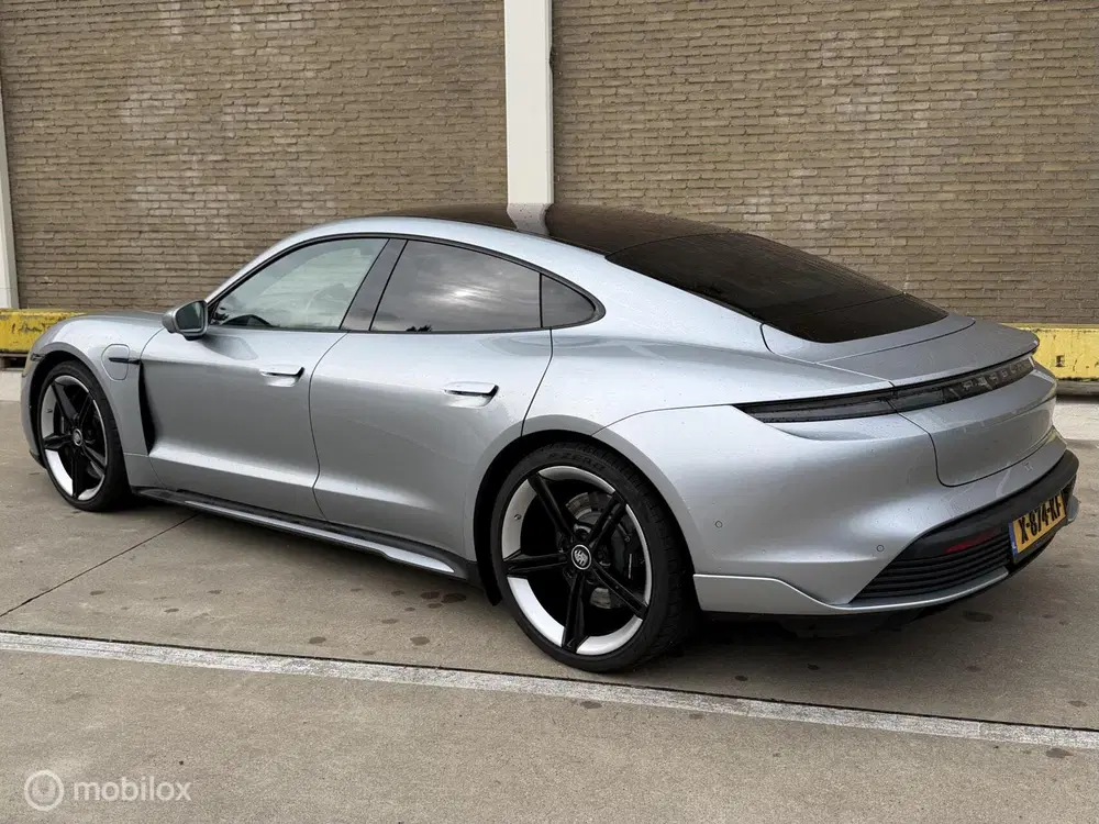 Porsche Taycan Full Option Porsche Taycan 4S Performance uit 2020, foto 3