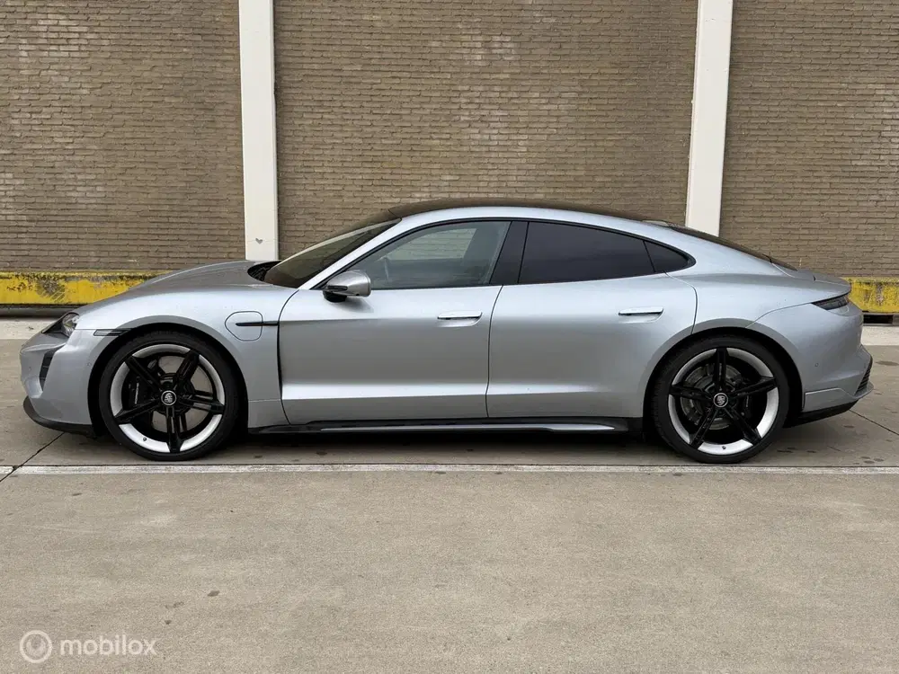 Porsche Taycan Full Option Porsche Taycan 4S Performance uit 2020, foto 5